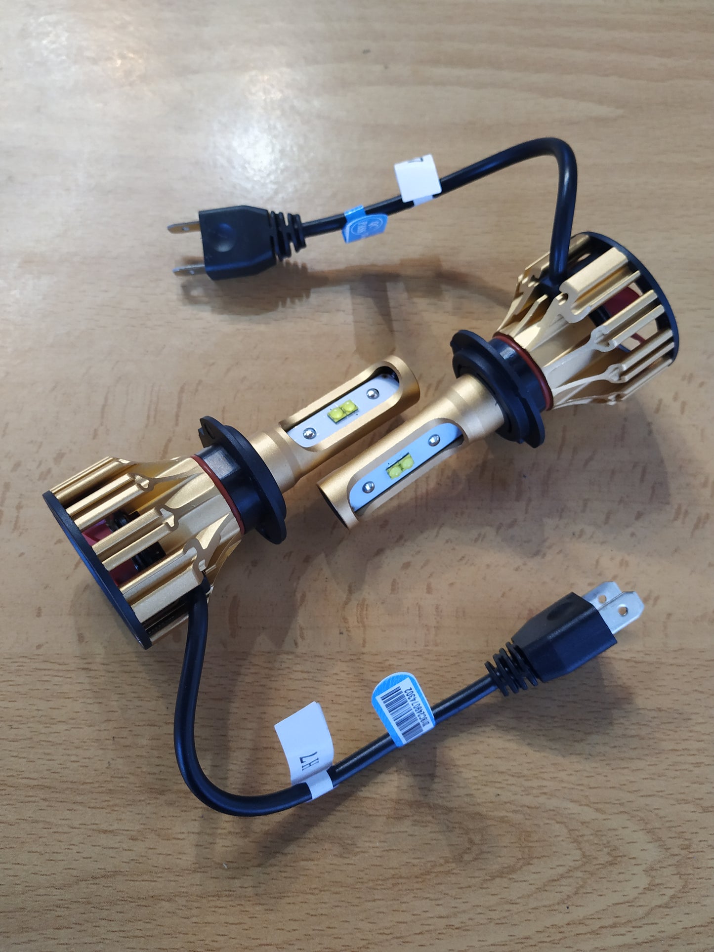 H7 / H4 / H3 / H1 / H11 & H8 40W 4000LM 12V / 24V CC