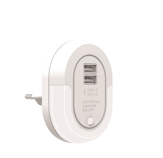 OUTLET + USB + SENSOR Outlet with 2 USB inputs and night light with twilight sensor